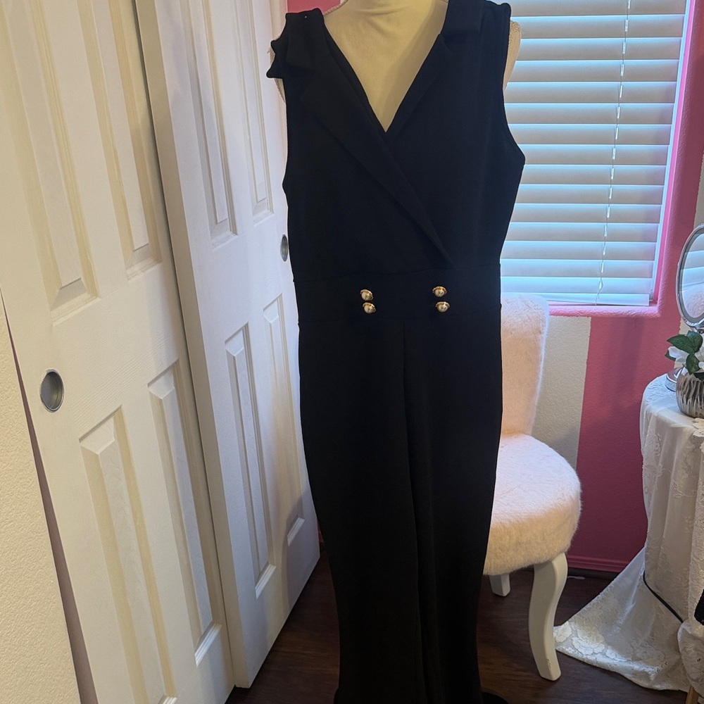Elegant Black Sleeveless Jumpsuit